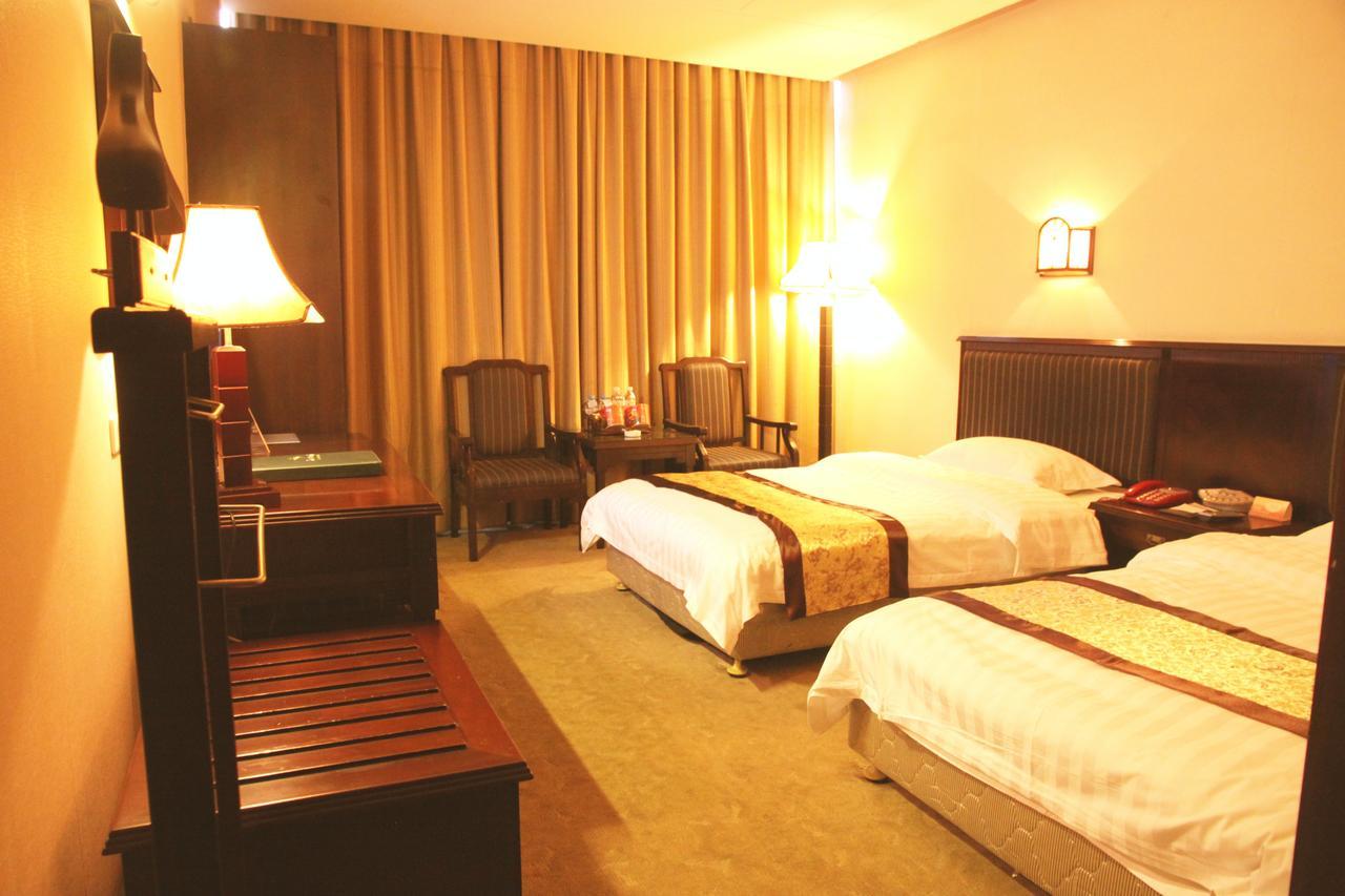 Nantian Grand Hotel Liuzhou Exterior foto